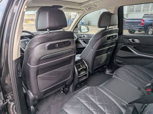 Used 2024 BMW X7 xDrive40i AWD/4WD image 28