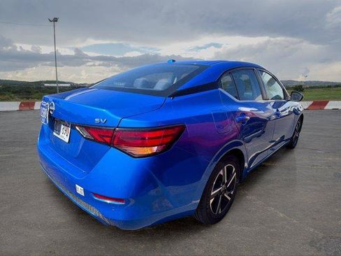 Used 2024 Nissan Sentra SV FWD image 3
