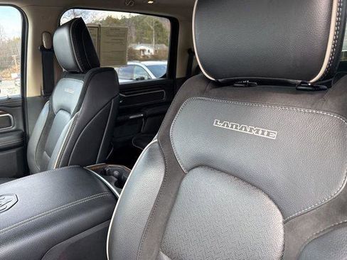 Used 2021 RAM 1500 Laramie AWD/4WD image 15