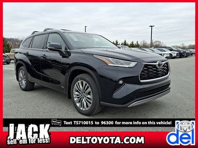 New 2026 Toyota Highlander Platinum