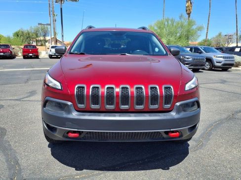 Used 2017 Jeep Cherokee Trailhawk w/ Trailer Tow Group image 2