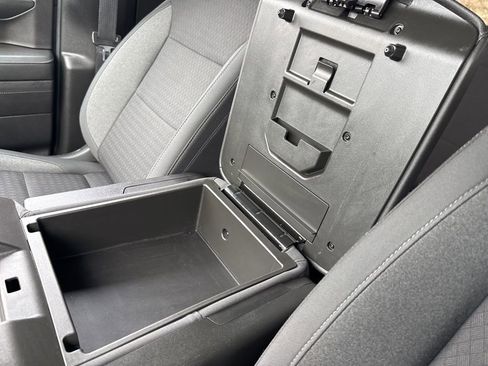 Used 2022 Chevrolet Silverado 1500 LT image 38