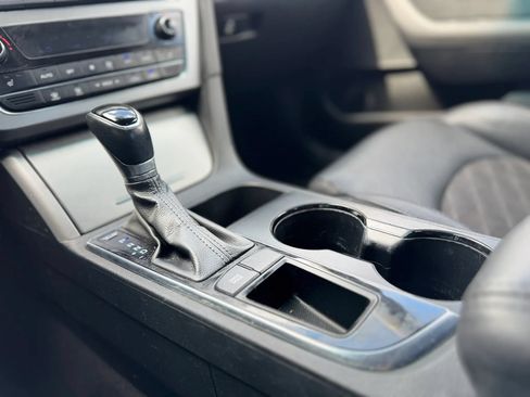 Used 2015 Hyundai Sonata Sport w/ Option Group 04 FWD image 28