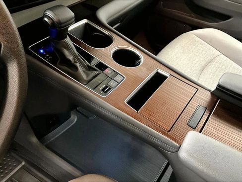 Certified 2024 Toyota Sienna LE image 14