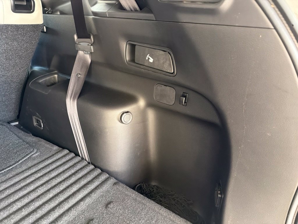 Used 2022 Mitsubishi Outlander SEL AWD/4WD image 39
