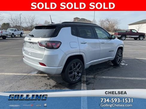 New 2025 Jeep Compass Limited w/ High Altitude Package image 3