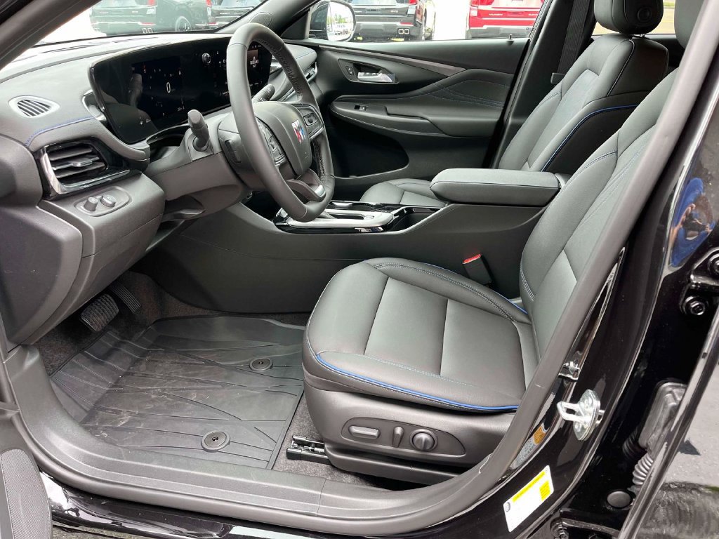 New 2026 Buick Envista Sport Touring w/ Convenience I Package FWD image 21