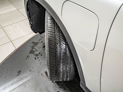 Used 2024 Honda Prologue EX image 43