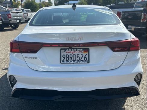 Used 2022 Kia Forte LXS w/ LXS Technology Package image 6