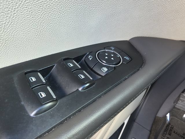 Used 2020 Lincoln Nautilus FWD w/ Equipment Group 101A image 19