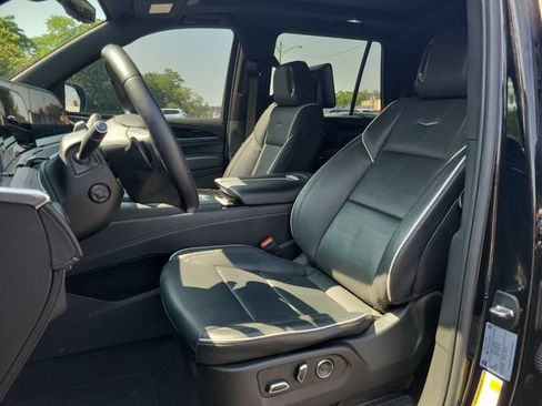 Used 2024 Cadillac Escalade Sport w/ LPO, ONYX Package AWD/4WD image 24