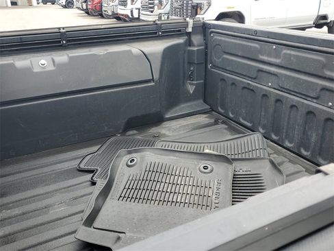 Used 2021 Toyota Tundra SR5 w/ Trail Edition image 10