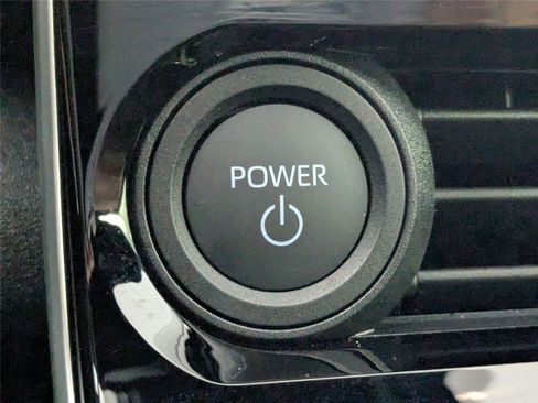 Used 2024 Toyota bZ4X XLE image 18