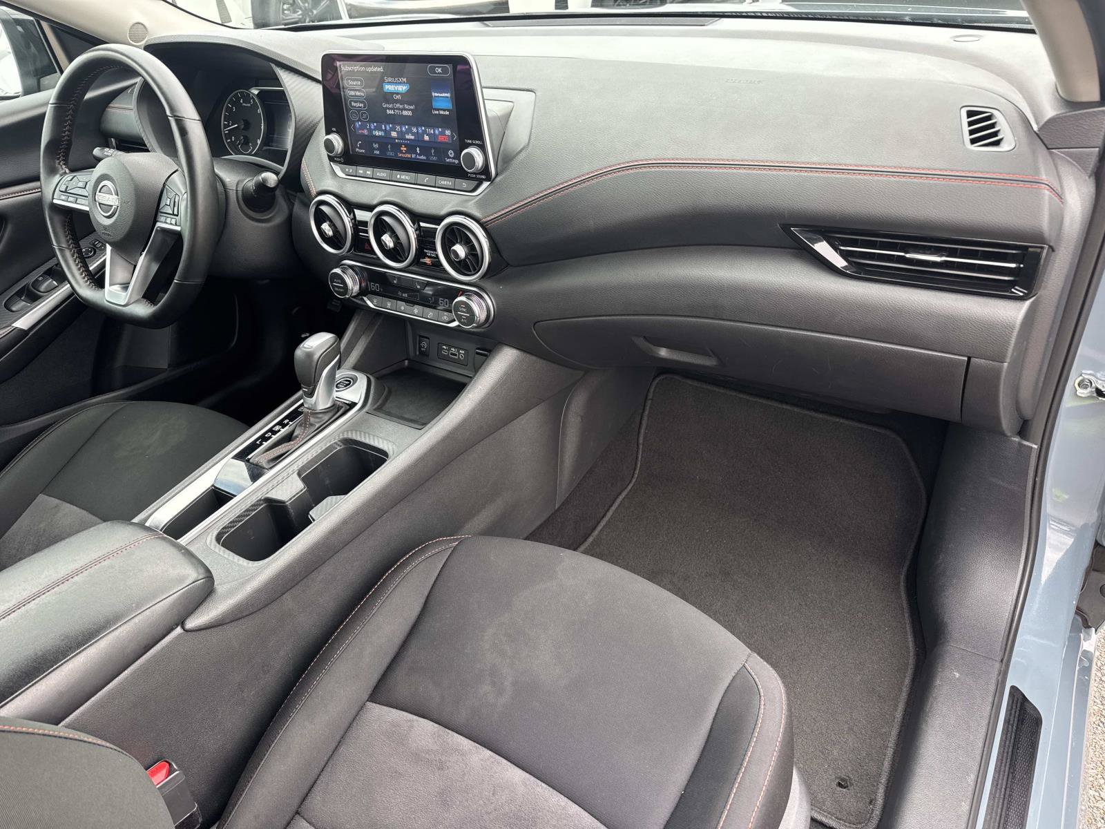 Used 2025 Nissan Sentra SR FWD image 12
