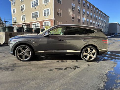 Used 2023 Genesis GV80 2.5T w/ Prestige Package image 3