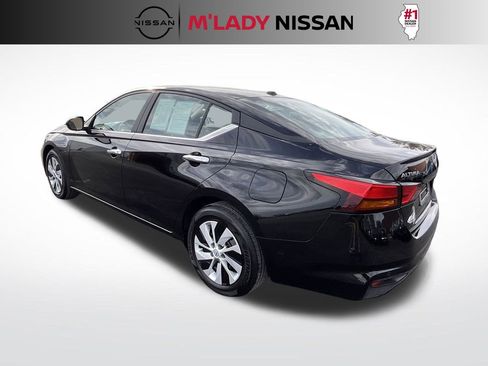 Certified 2025 Nissan Altima 2.5 S image 6