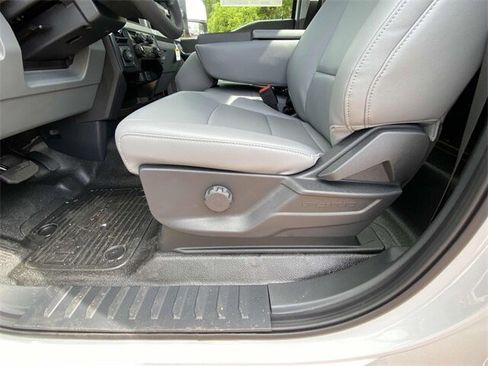 New 2025 Ford F450 XL image 32