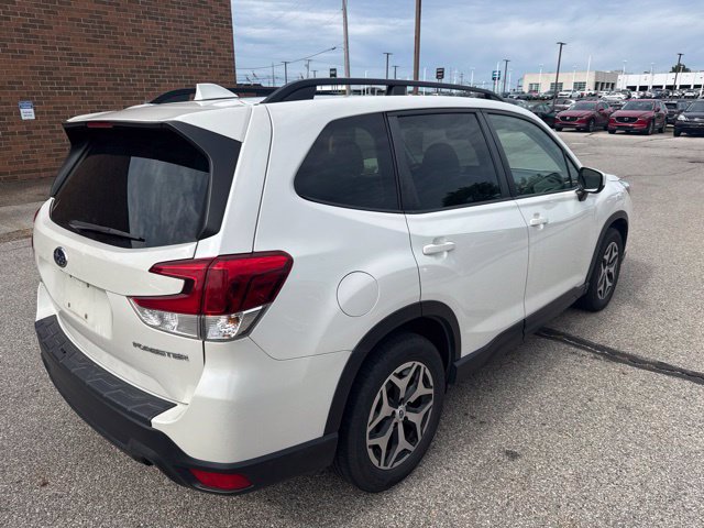 Used 2020 Subaru Forester Premium w/ Popular Package #1 AWD/4WD image 3