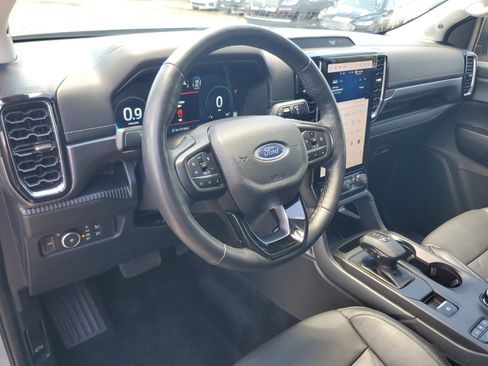 Used 2024 Ford Ranger Lariat w/ FX4 Off-Road Package AWD/4WD image 13