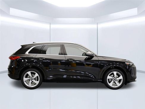 Used 2025 Audi Q5 Prestige AWD/4WD image 6