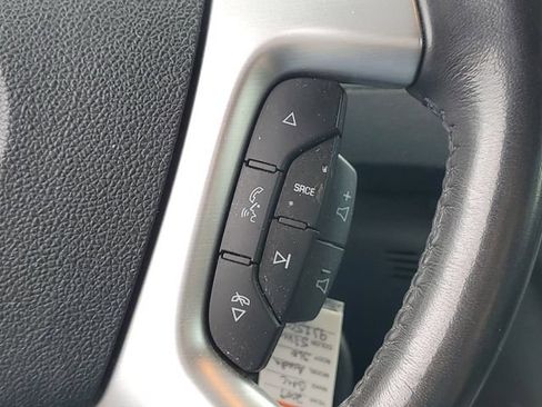 Used 2009 GMC Acadia SLE w/ Preferred Package FWD image 16