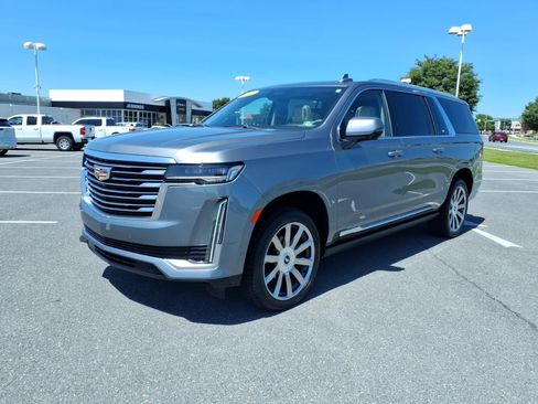 Certified 2022 Cadillac Escalade ESV Premium Luxury Platinum AWD/4WD image 1