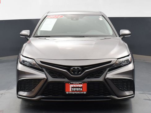 Used 2024 Toyota Camry SE image 7