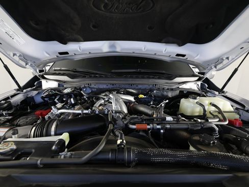 Used 2024 Ford F250 Limited w/ FX4 Off-Road Package image 39