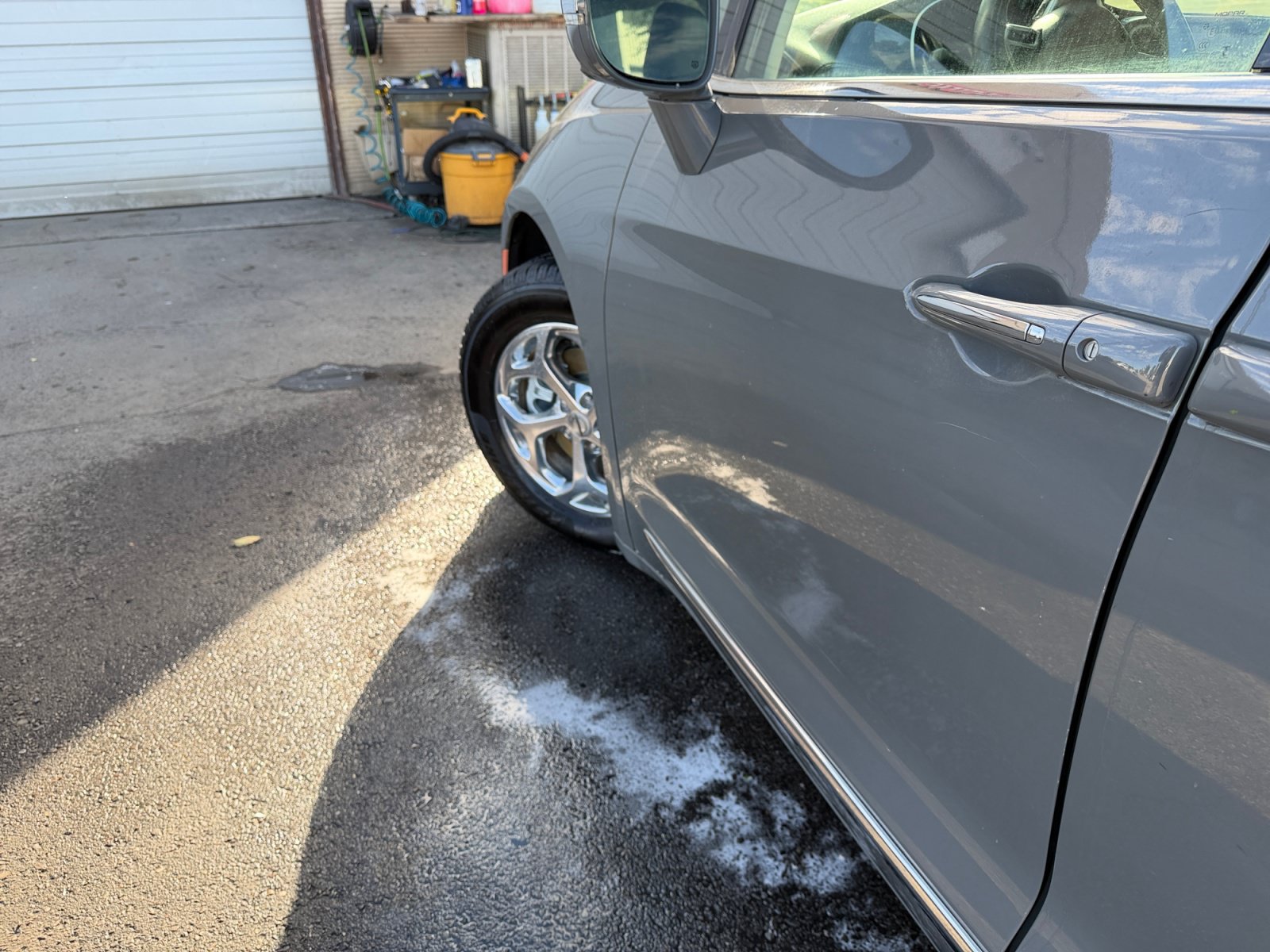 Used 2022 Chrysler Pacifica Limited FWD image 30