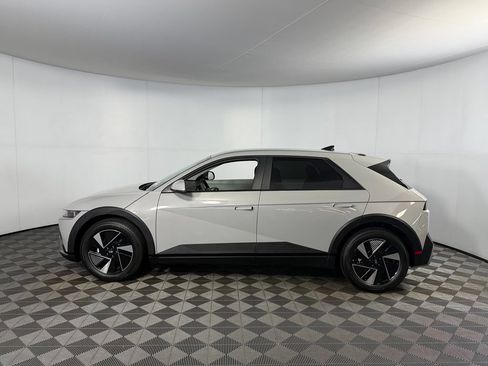 Used 2026 Hyundai Ioniq 5 SEL RWD image 7