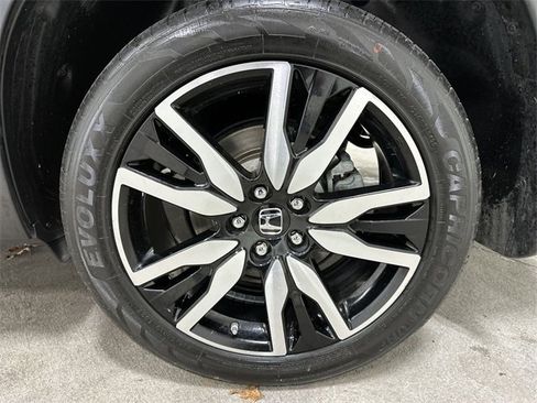 Used 2022 Honda Pilot Elite image 14