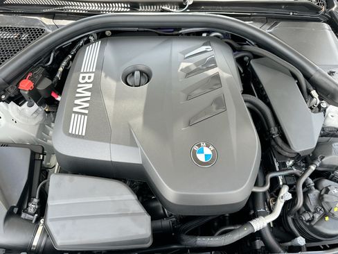 Used 2025 BMW 330i Sedan w/ Premium Package RWD image 32