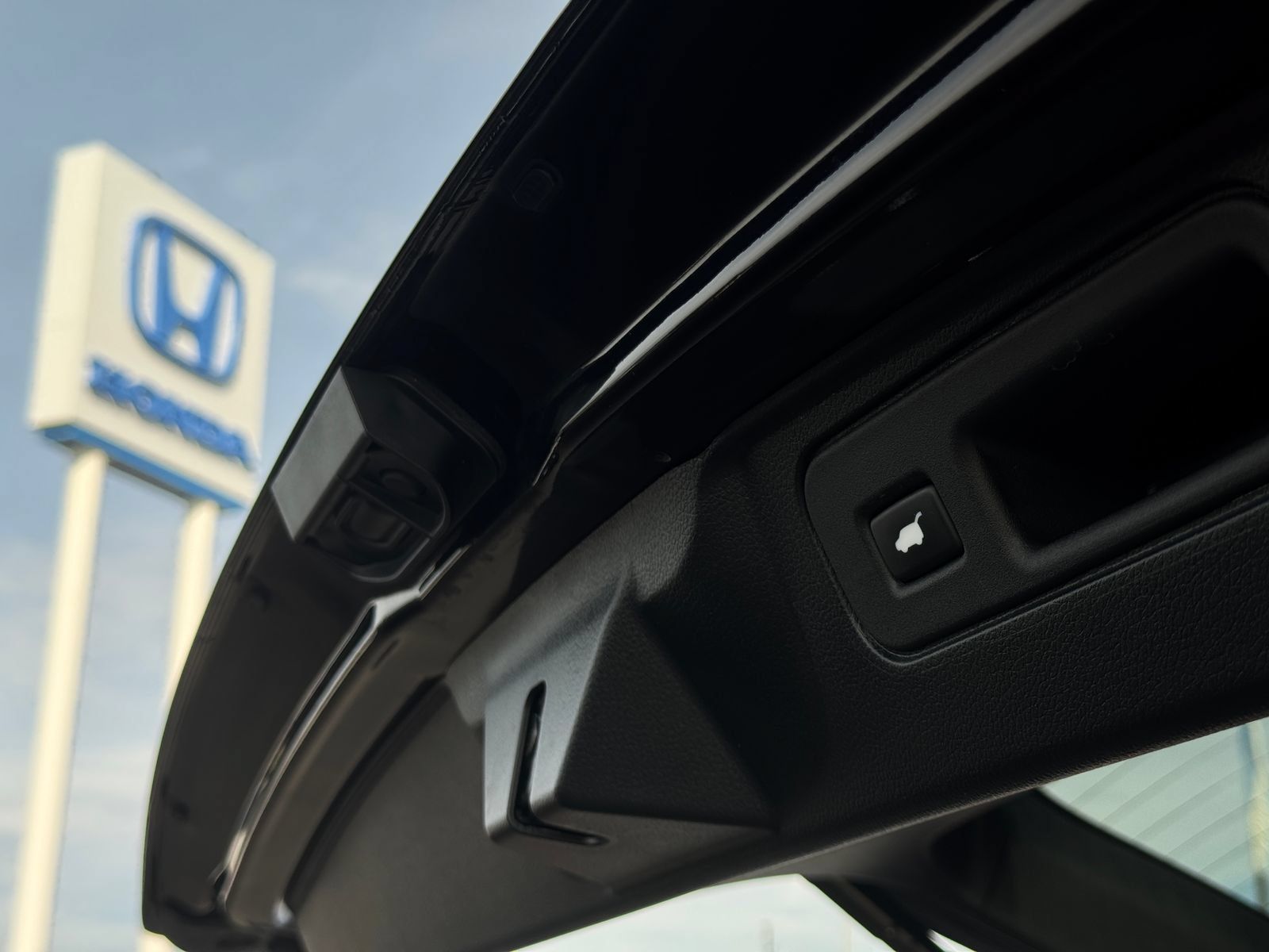 Used 2023 Honda Passport EX-L image 28