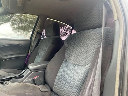 Used 2004 Pontiac Grand Am SE FWD image 14