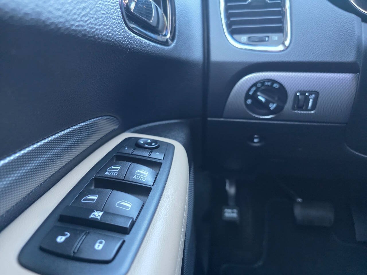 Used 2020 Dodge Durango GT AWD/4WD image 33