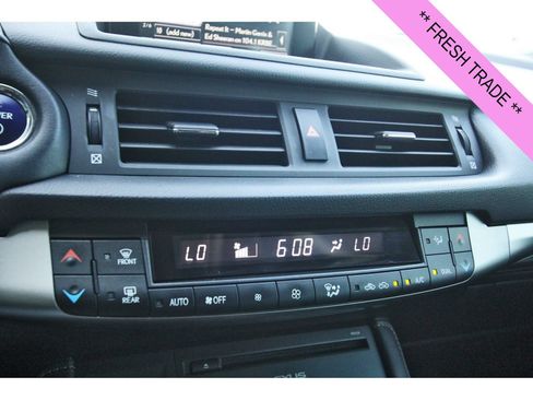 Used 2016 Lexus CT 200h w/ Navigation Package FWD image 26