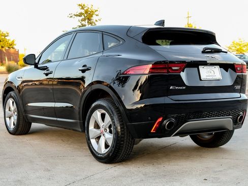 Used 2019 Jaguar E-PACE S image 10