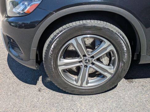Used 2019 Mercedes-Benz GLC 350e 4MATIC image 11