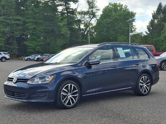 Used 2016 Volkswagen Golf Limited Edition FWD image 3
