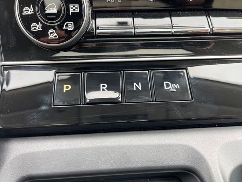 New 2026 Nissan Armada Platinum image 13