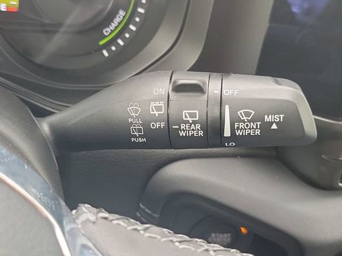 Used 2025 Jeep Wrangler Unlimited Sahara AWD/4WD image 11