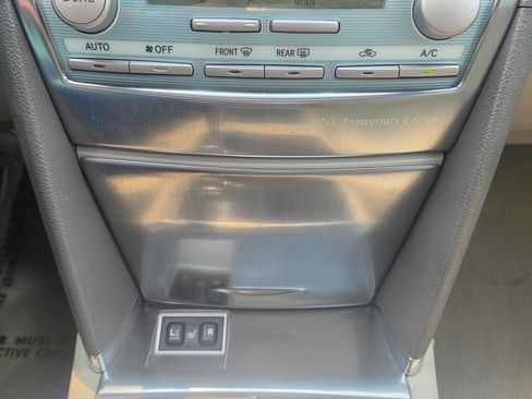 Used 2007 Toyota Camry Hybrid image 17