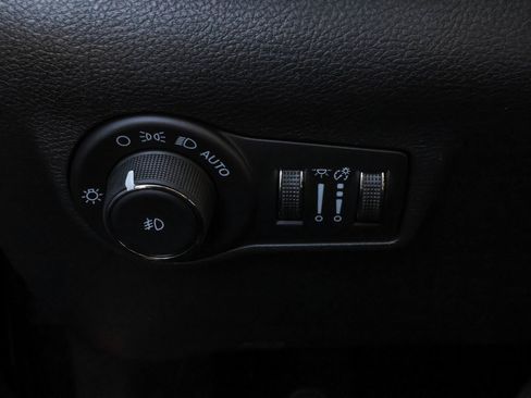 New 2026 Jeep Compass Limited image 26