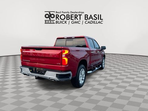 Used 2023 Chevrolet Silverado 1500 LTZ AWD/4WD image 8