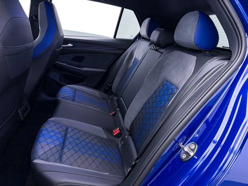 Used 2025 Volkswagen Golf R Black Edition AWD/4WD image 40