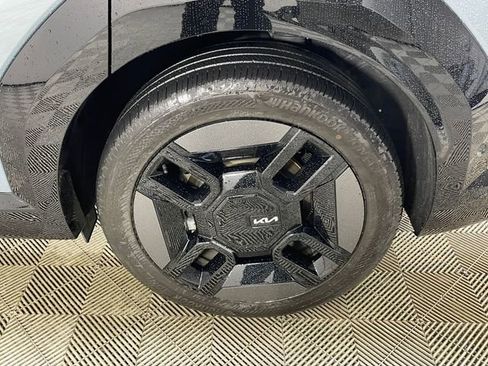 Certified 2024 Kia EV9 GT-Line AWD/4WD image 20