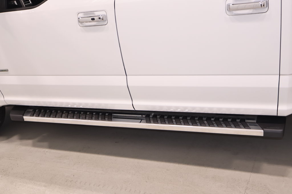 Used 2016 Ford F150 Lariat w/ Equipment Group 502A Luxury AWD/4WD image 47