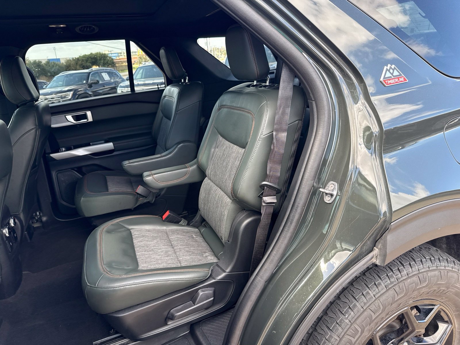 Used 2024 Ford Explorer Timberline w/ Timberline Technology Package AWD/4WD image 12