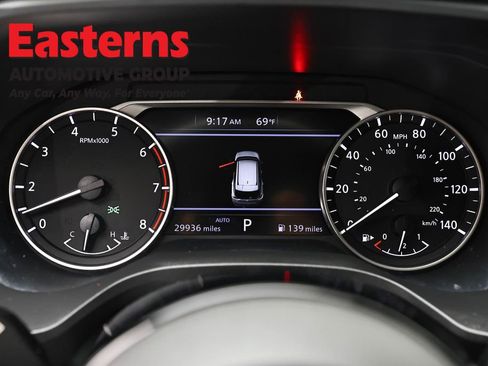 Used 2023 Nissan Rogue SV AWD/4WD image 17