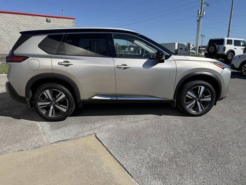 Used 2021 Nissan Rogue SL image 7